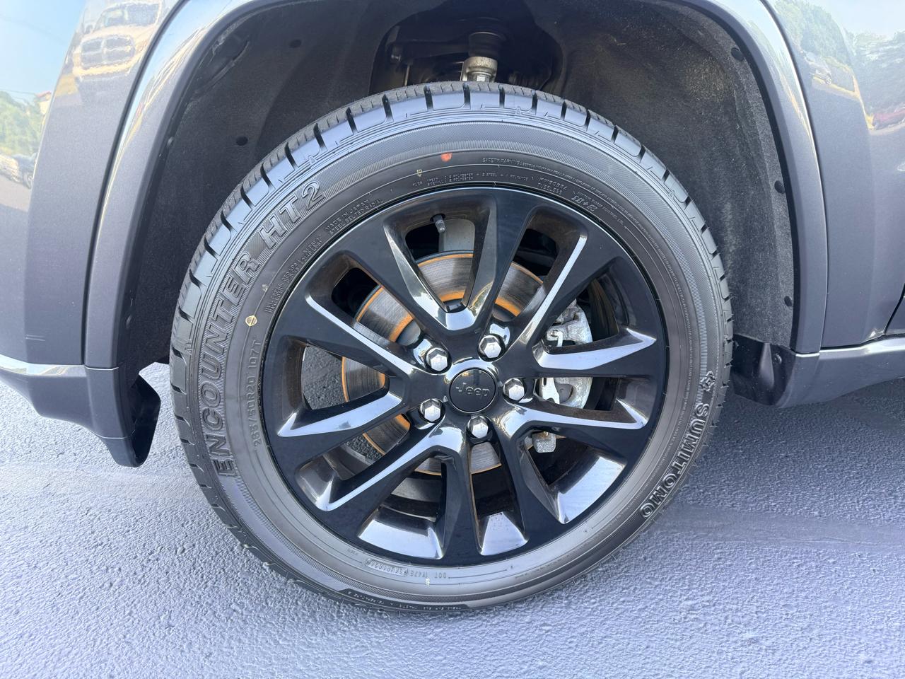 Jeep Grand Cherokee Laredo 4WD 2021