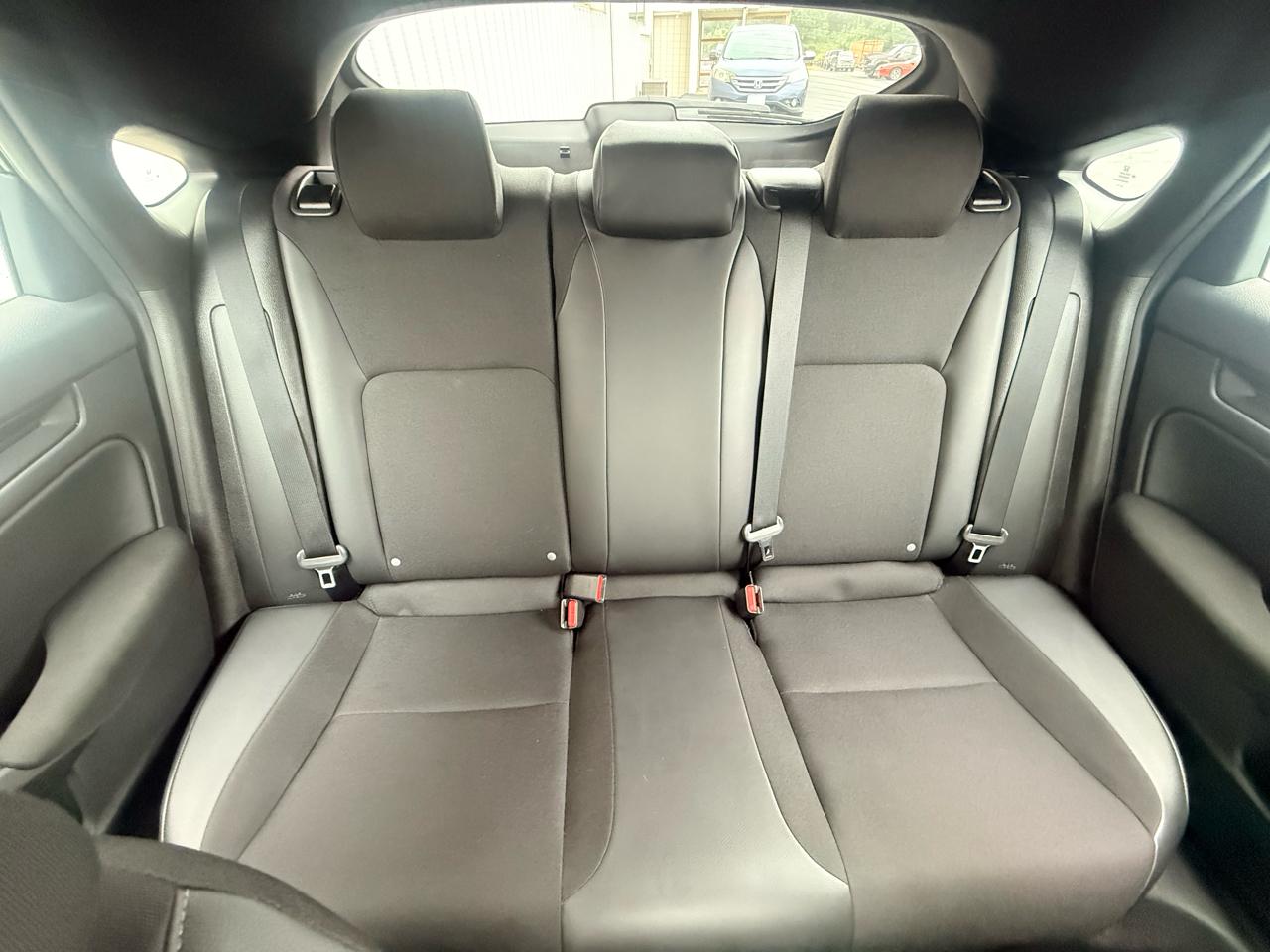 Honda Civic Hatchback Sport CVT 2025