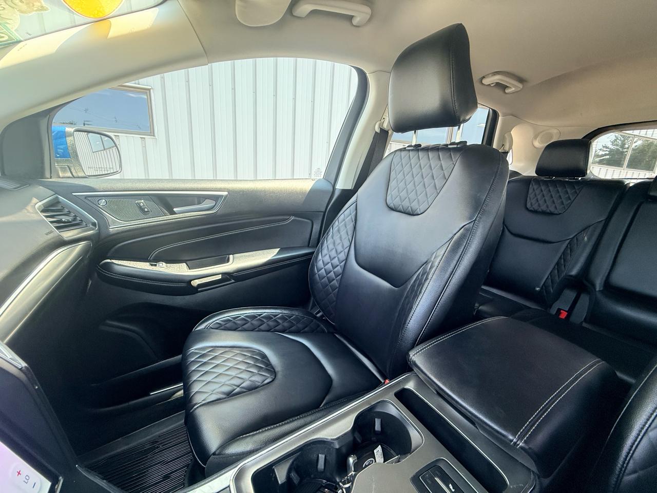 Ford Edge Titanium AWD 2023