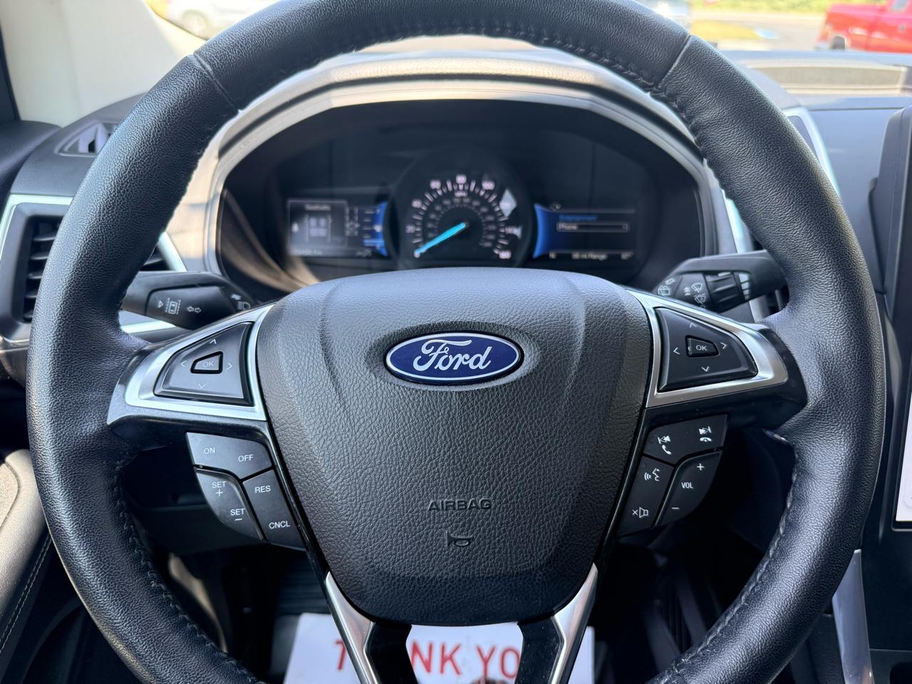 Ford Edge Titanium AWD 2023