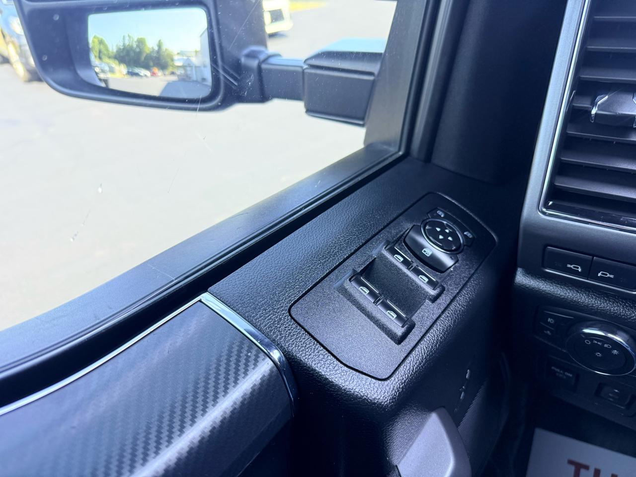 Ford F-150 XLT SuperCrew 4WD 2020