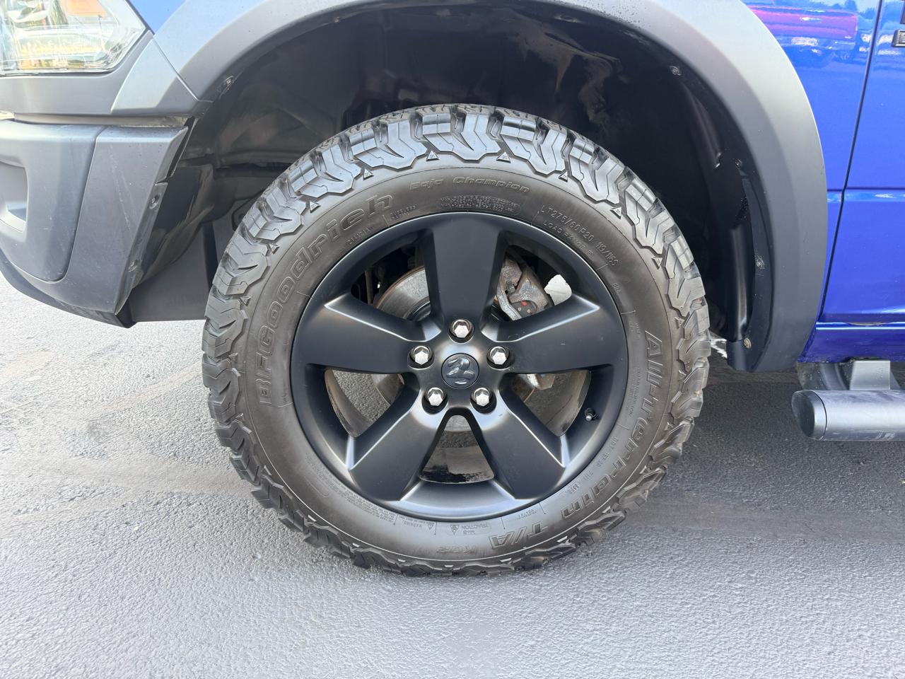 RAM 1500 Classic Warlock 4x4 Crew Cab 5'7" Box 2019