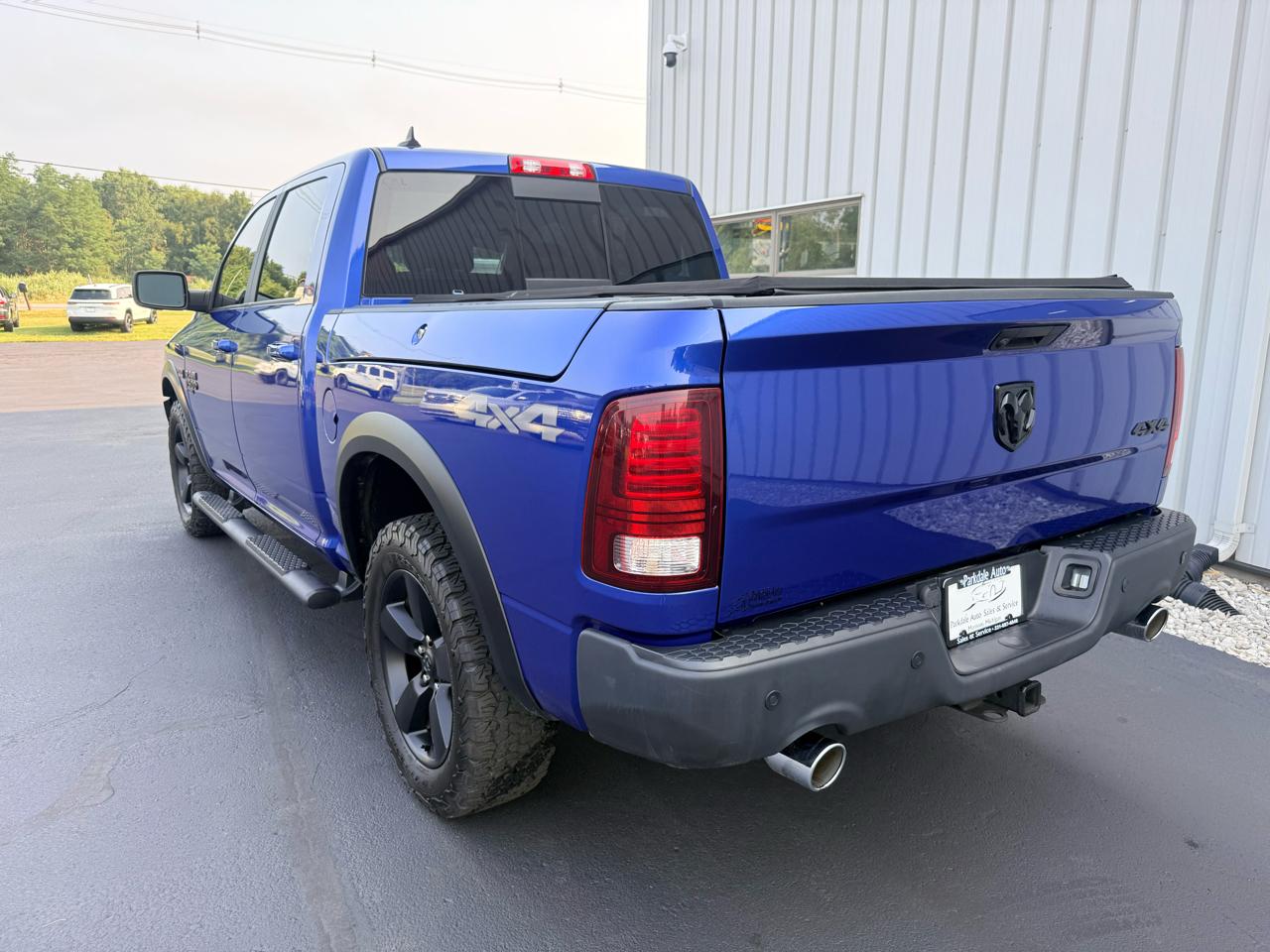 RAM 1500 Classic Warlock 4x4 Crew Cab 5'7" Box 2019