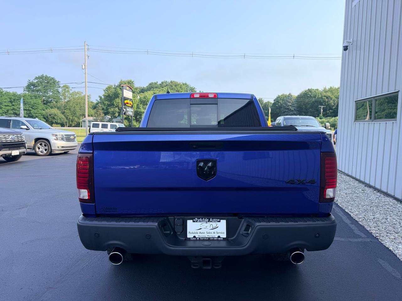 RAM 1500 Classic Warlock 4x4 Crew Cab 5'7" Box 2019