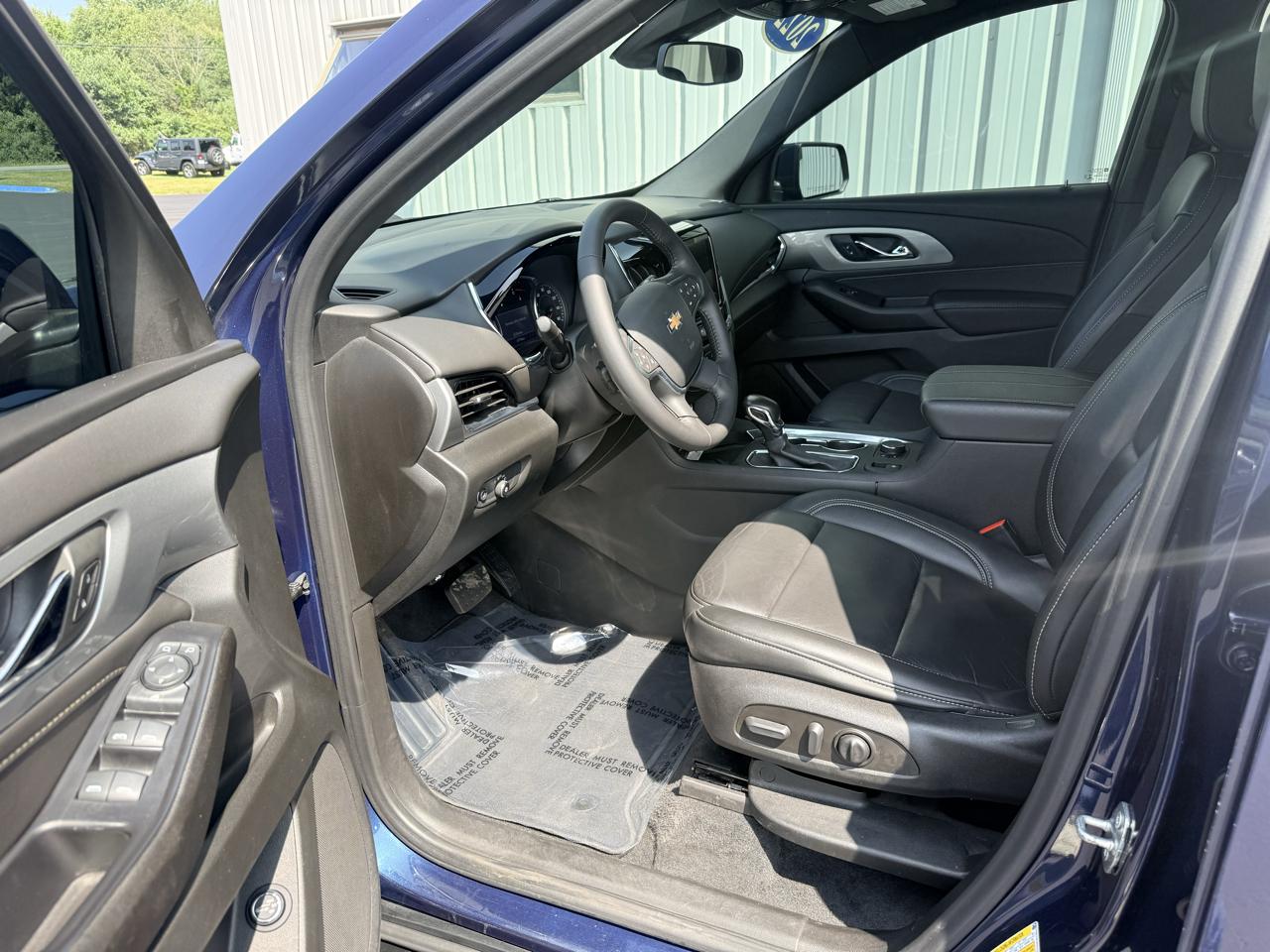 Chevrolet Traverse AWD 4dr LT Leather 2022