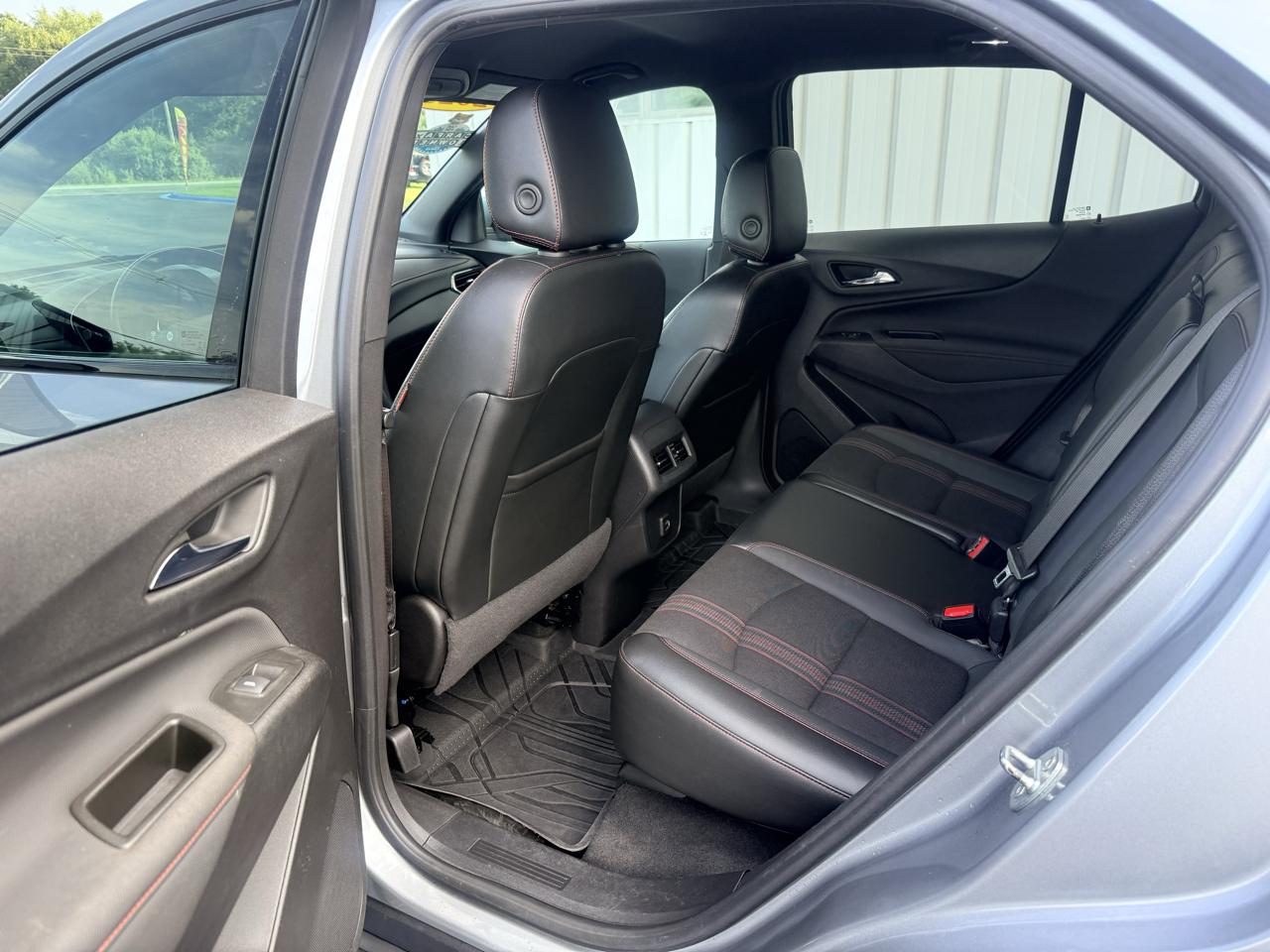 Chevrolet Equinox AWD 4dr RS 2023