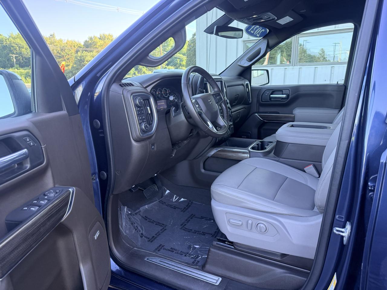 Chevrolet Silverado 1500 4WD Crew Cab 147" RST 2021