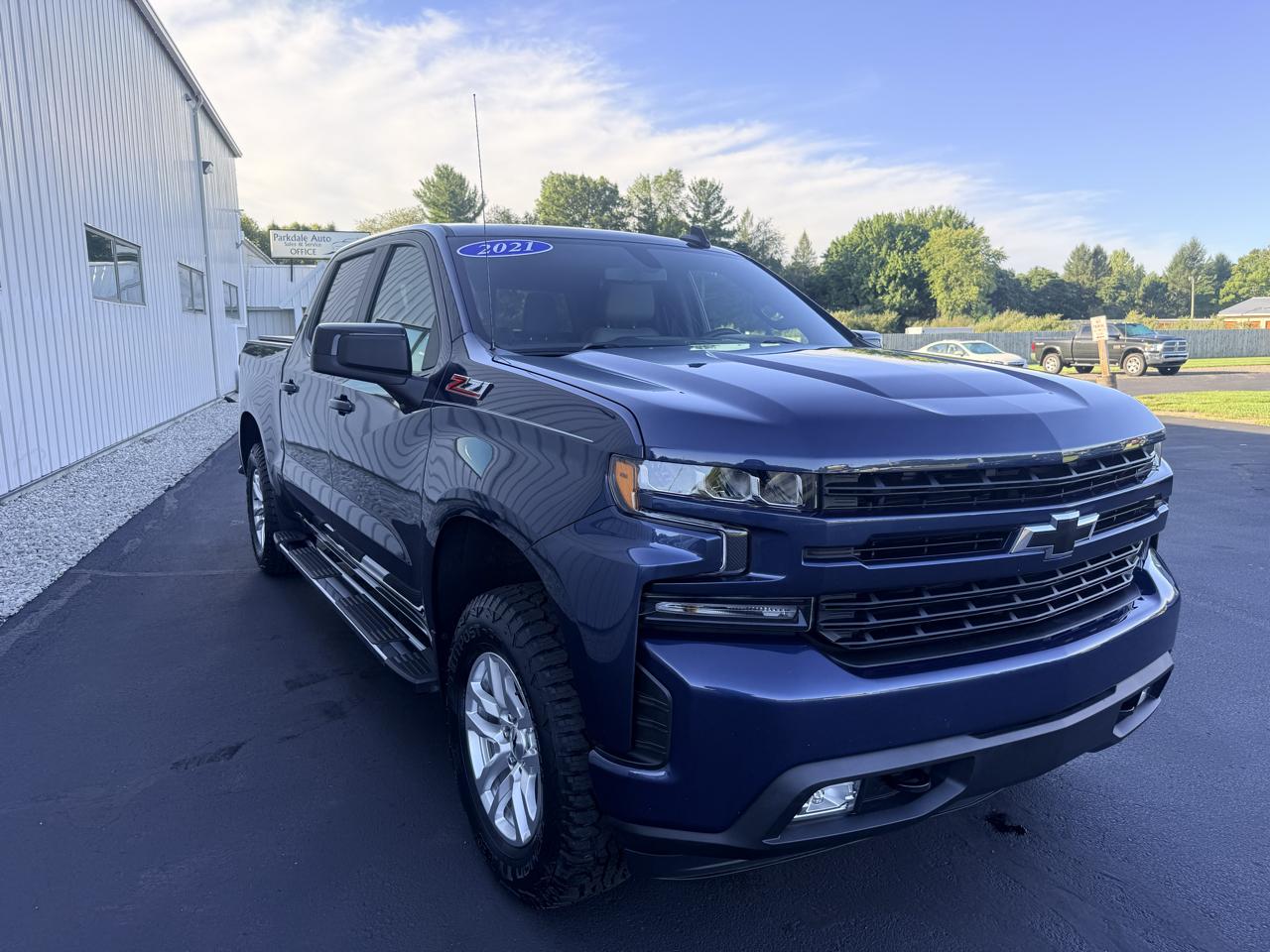 Chevrolet Silverado 1500 4WD Crew Cab 147" RST 2021