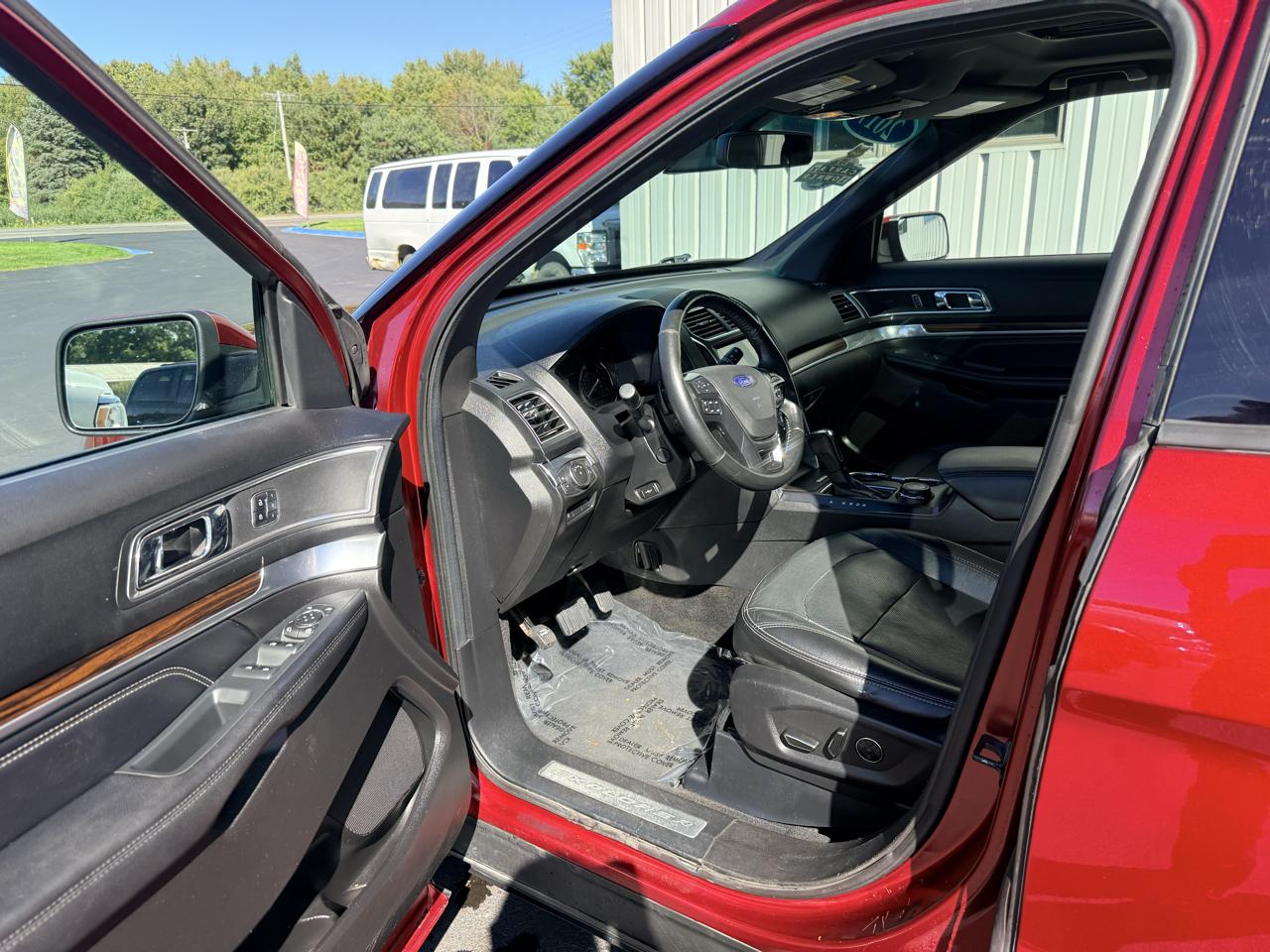 Ford Explorer Limited 4WD 2017