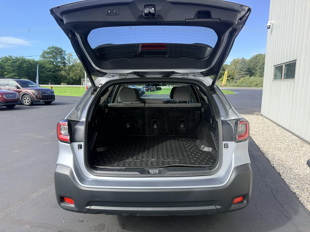 Subaru Outback Premium CVT 2023