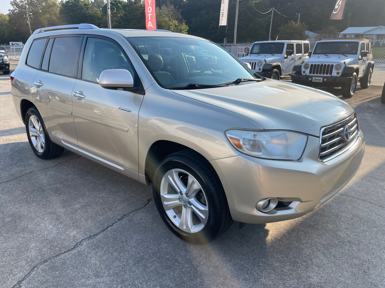 Toyota Highlander Limited 2WD 2010