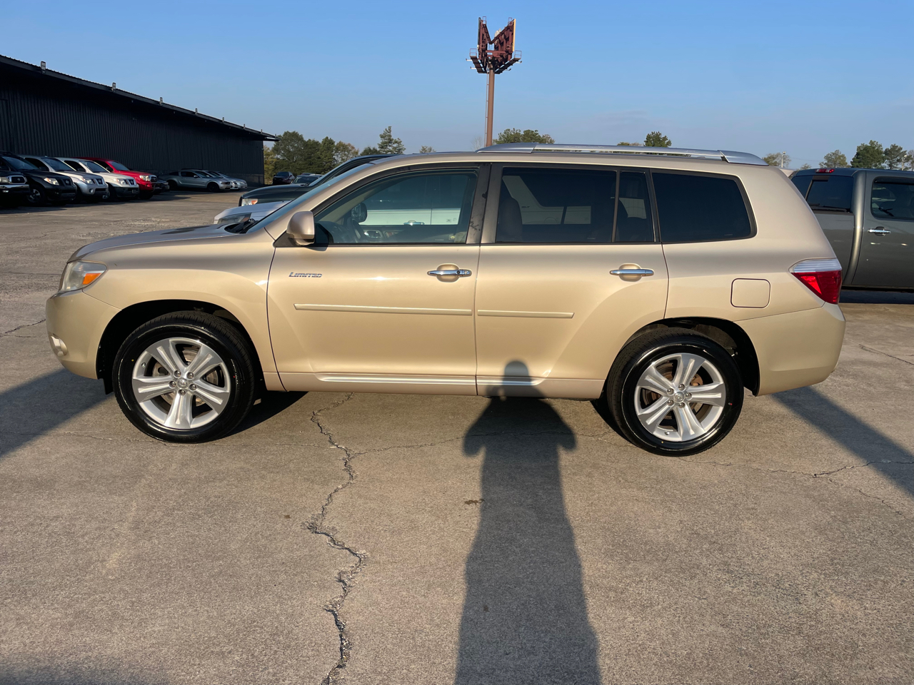 Toyota Highlander Limited 2WD 2010