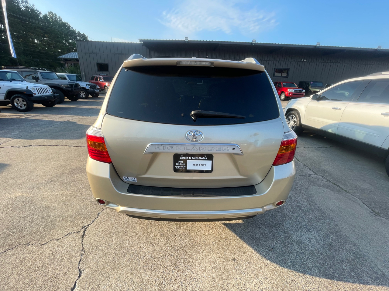 Toyota Highlander Limited 2WD 2010