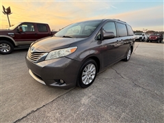 2012 Toyota Sienna 