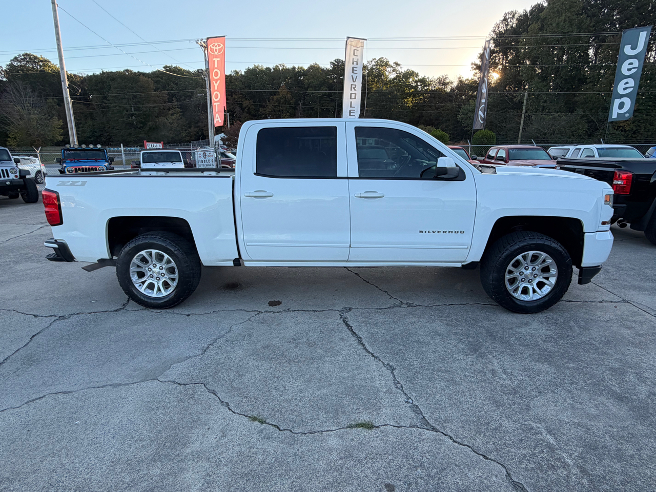 Chevrolet Silverado 1500 LT Crew Cab Long Box 4WD 2016