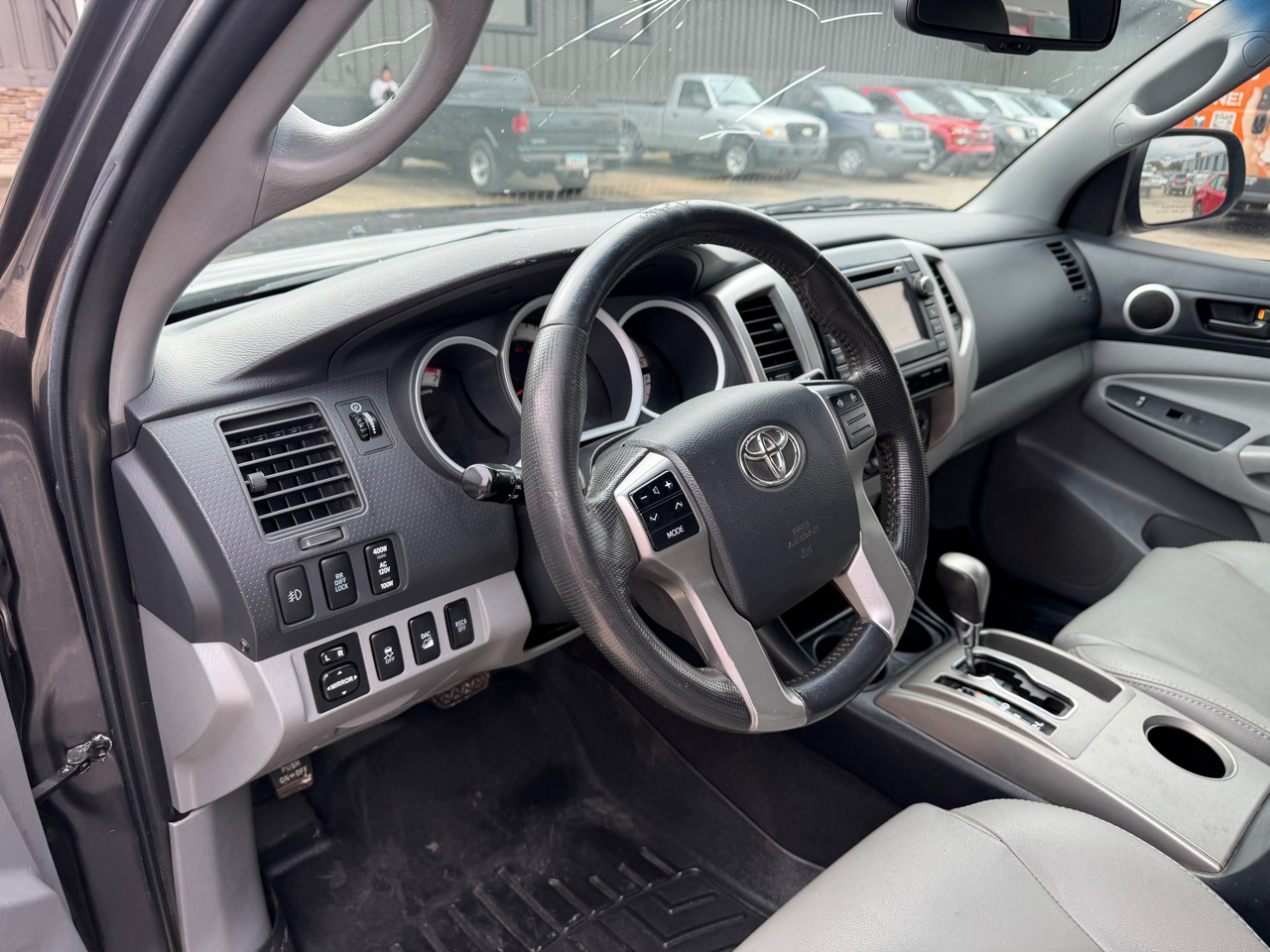 Toyota Tacoma Double Cab V6 4WD 2013