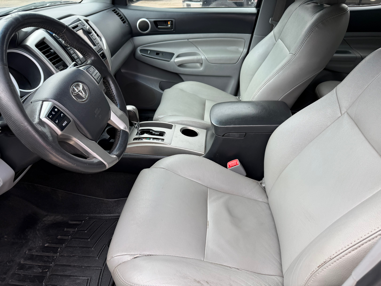 Toyota Tacoma Double Cab V6 4WD 2013