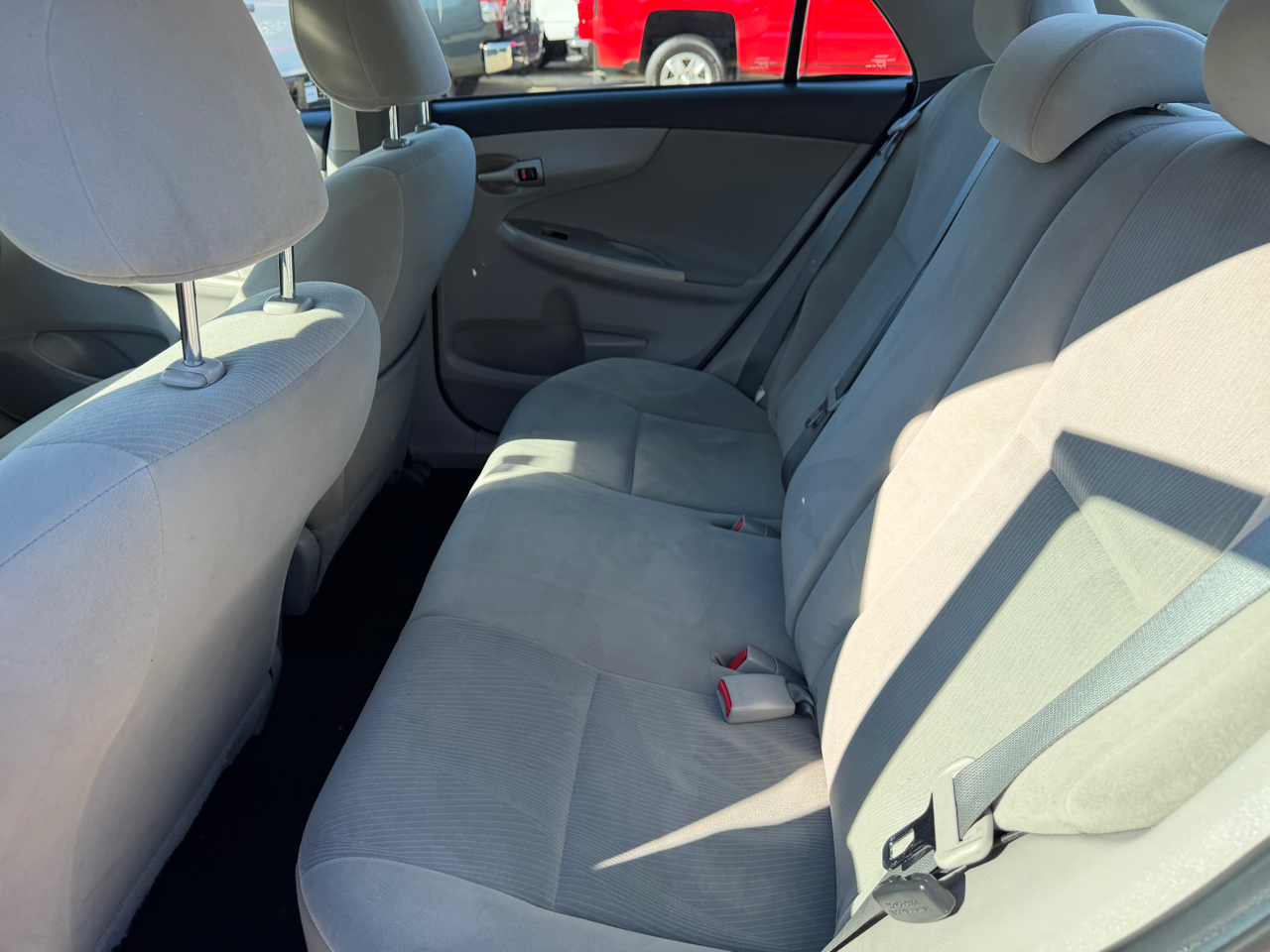 Toyota Corolla LE 2012