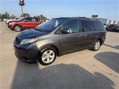 2012 Toyota Sienna 