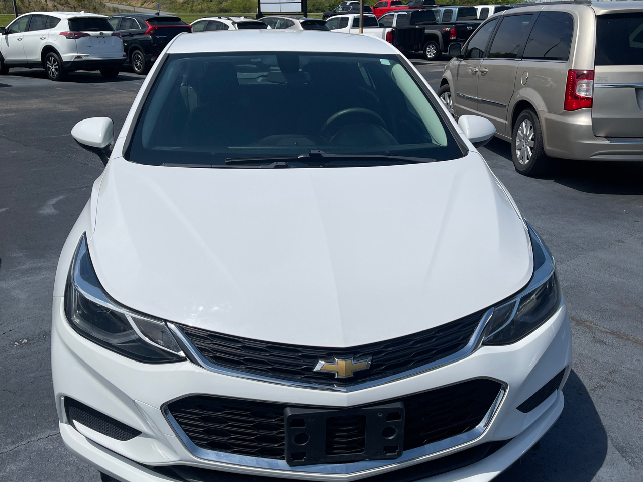 Used 2017 Chevrolet Cruze 4dr HB 1.4L LT w/1SD for Sale in Corbin KY