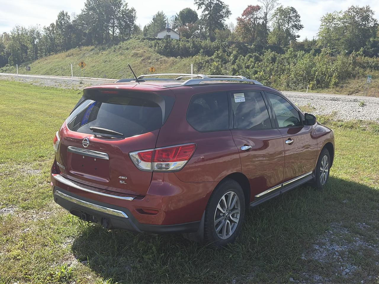 Nissan Pathfinder 4WD 4dr SL 2014