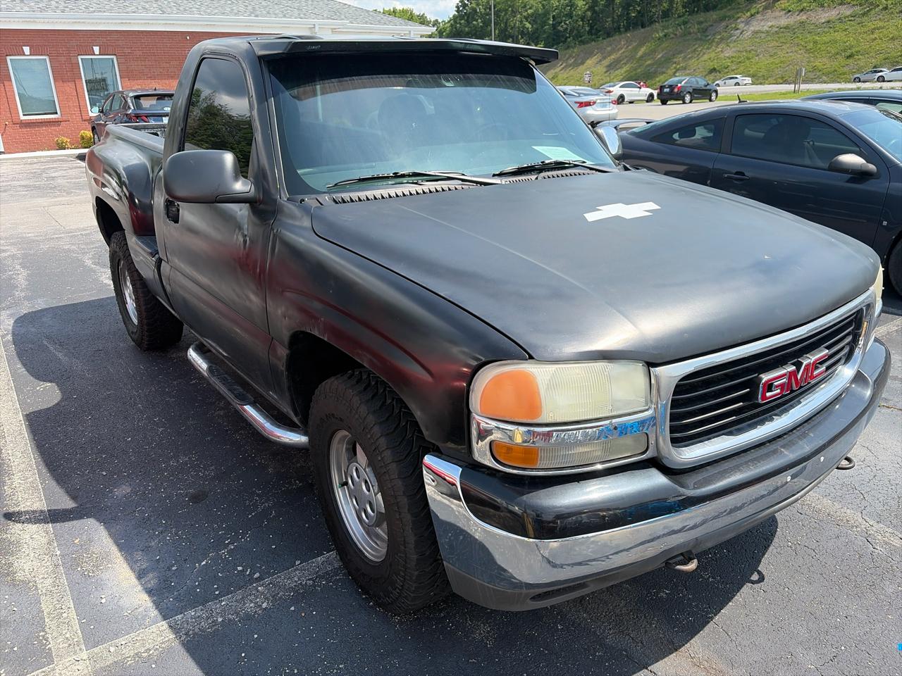 GMC New Sierra 1500 Reg Cab 119.0" WB 4WD SLE 2000