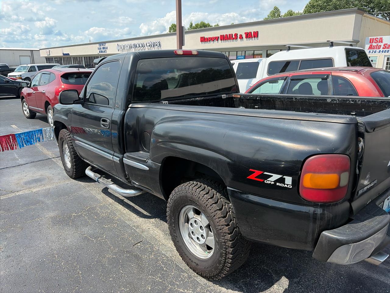 GMC New Sierra 1500 Reg Cab 119.0" WB 4WD SLE 2000