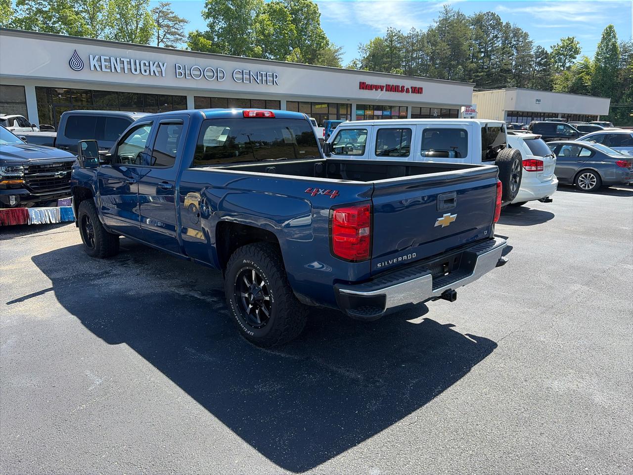 Chevrolet Silverado 1500 4WD Double Cab 143.5" LT w/1LT 2018