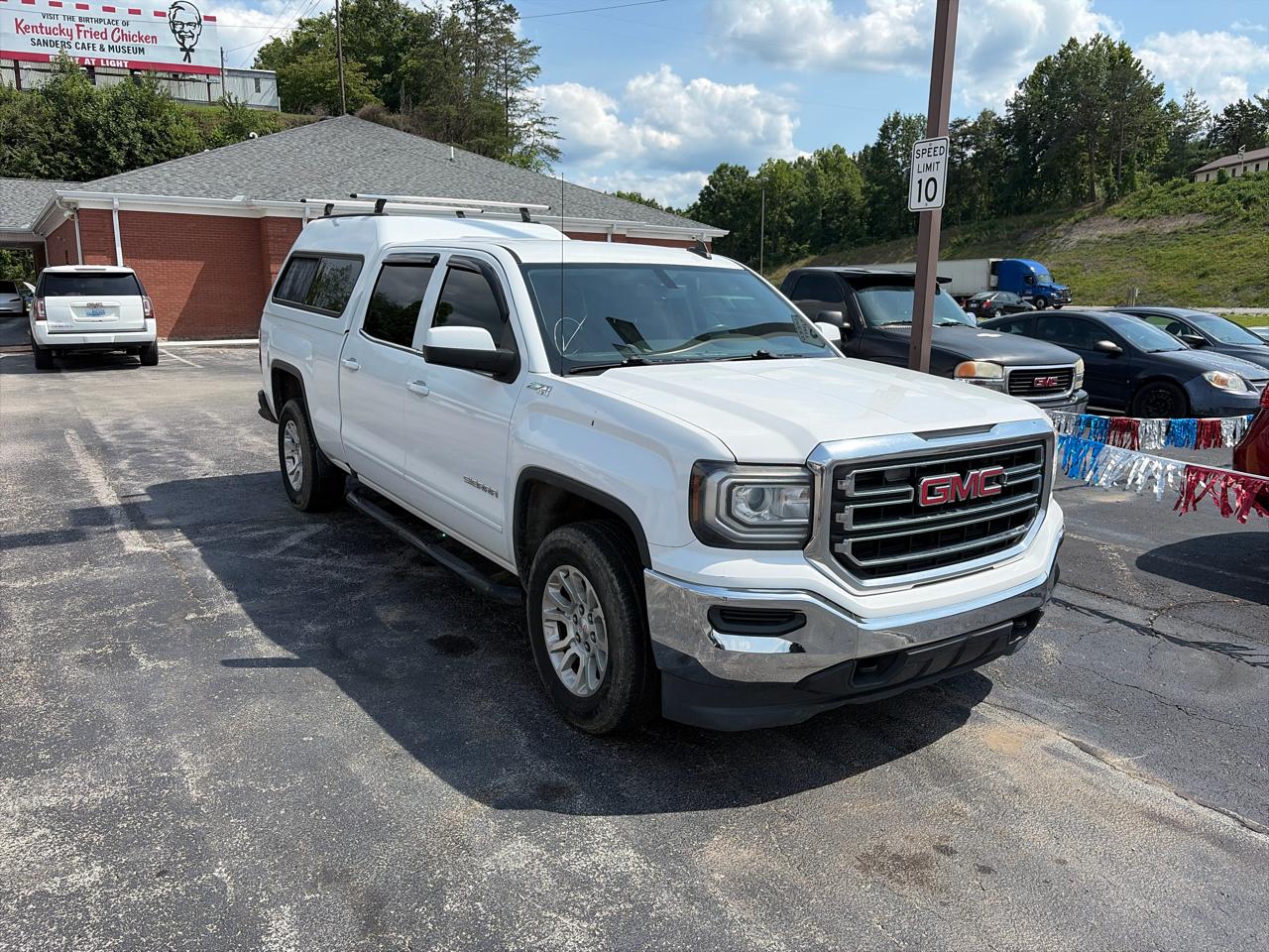 GMC Sierra 1500 4WD Crew Cab 153.0" SLE 2017
