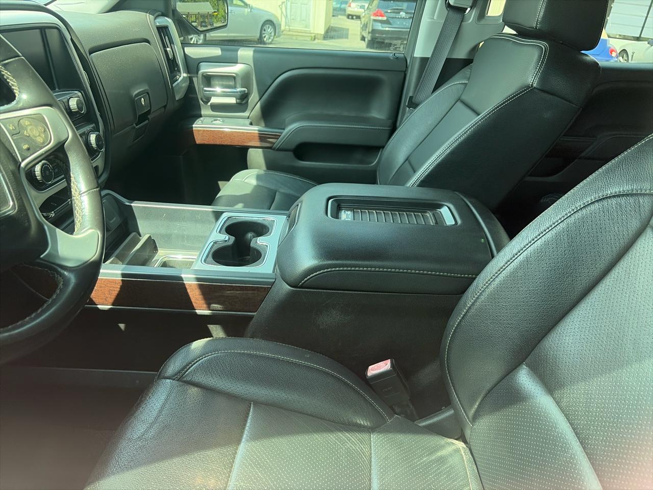 GMC Sierra 1500 4WD Crew Cab 153.0" SLE 2017
