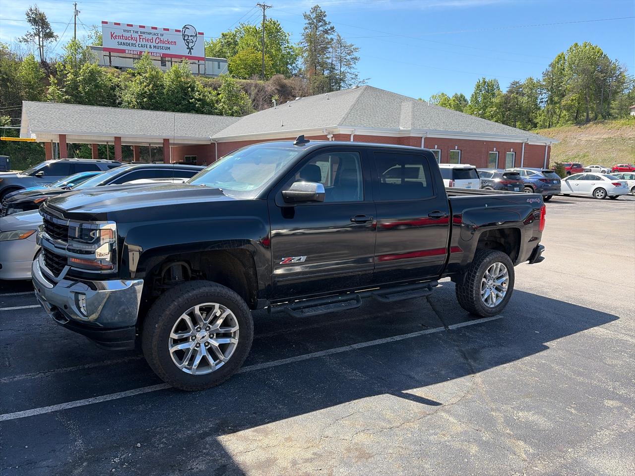 Chevrolet Silverado 1500 4WD Crew Cab 143.5" LTZ w/2LZ 2017