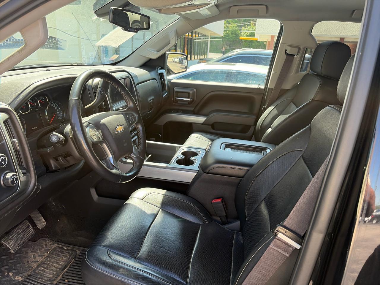 Chevrolet Silverado 1500 4WD Crew Cab 143.5" LTZ w/2LZ 2017