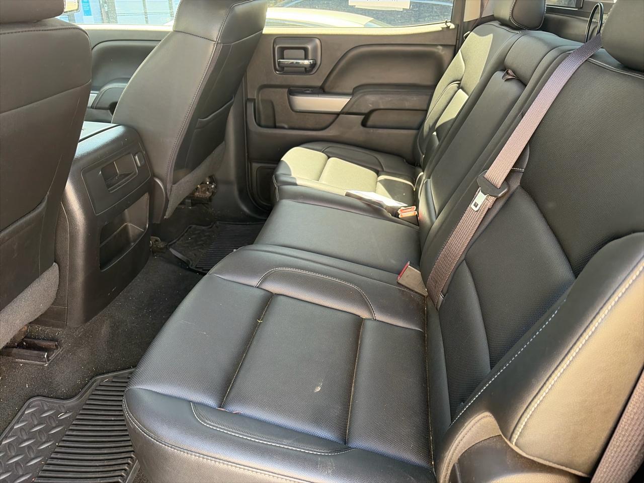 Chevrolet Silverado 1500 4WD Crew Cab 143.5" LTZ w/2LZ 2017