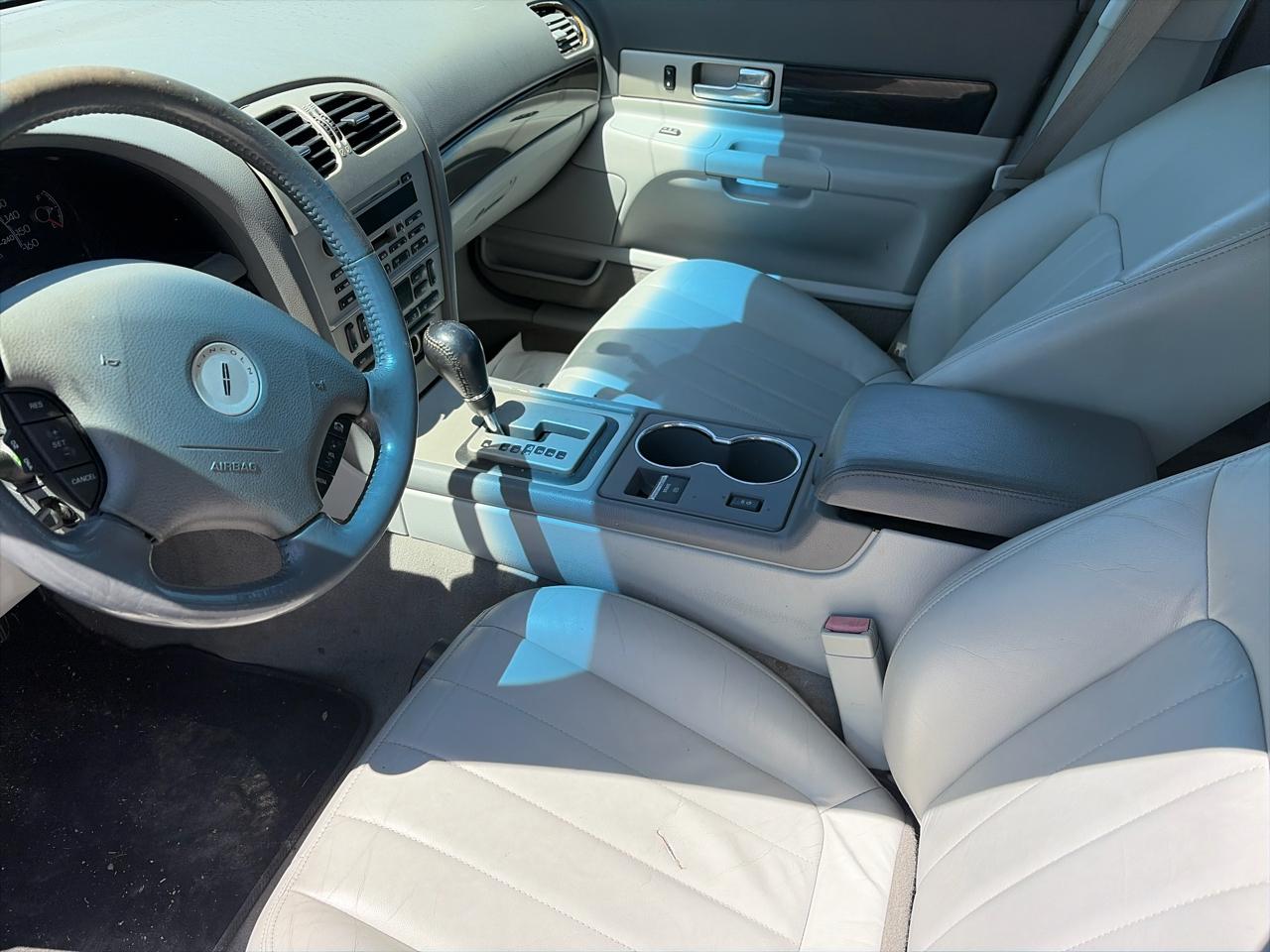 Lincoln LS 4dr Sdn V6 Auto w/Luxury Pkg 2005