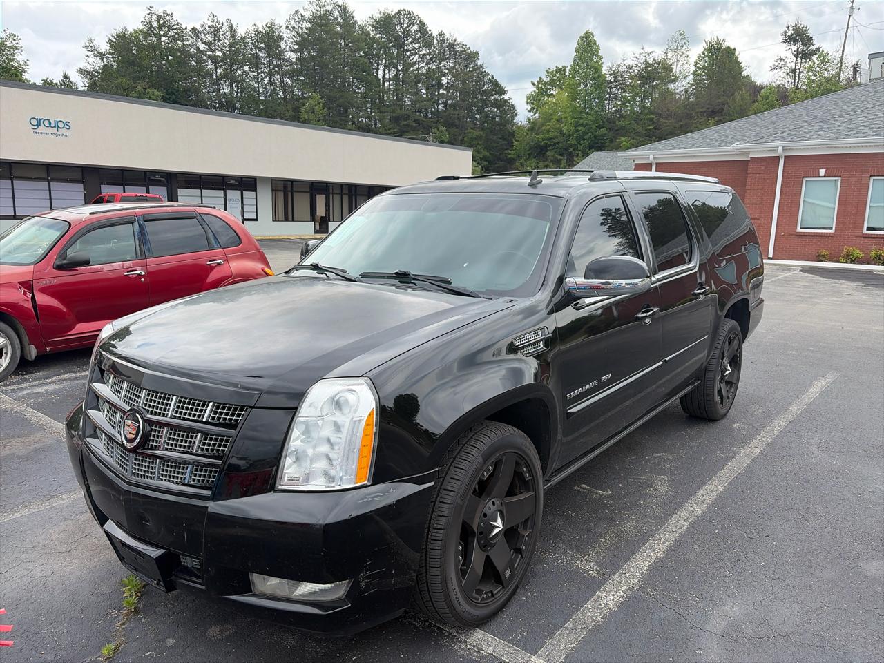 2013 Cadillac Escalade ESV AWD 4dr Premium