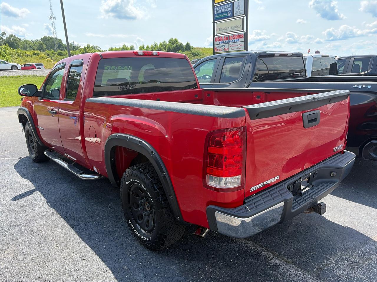 GMC Sierra 1500 2WD Ext Cab 143.5" Work Truck 2009