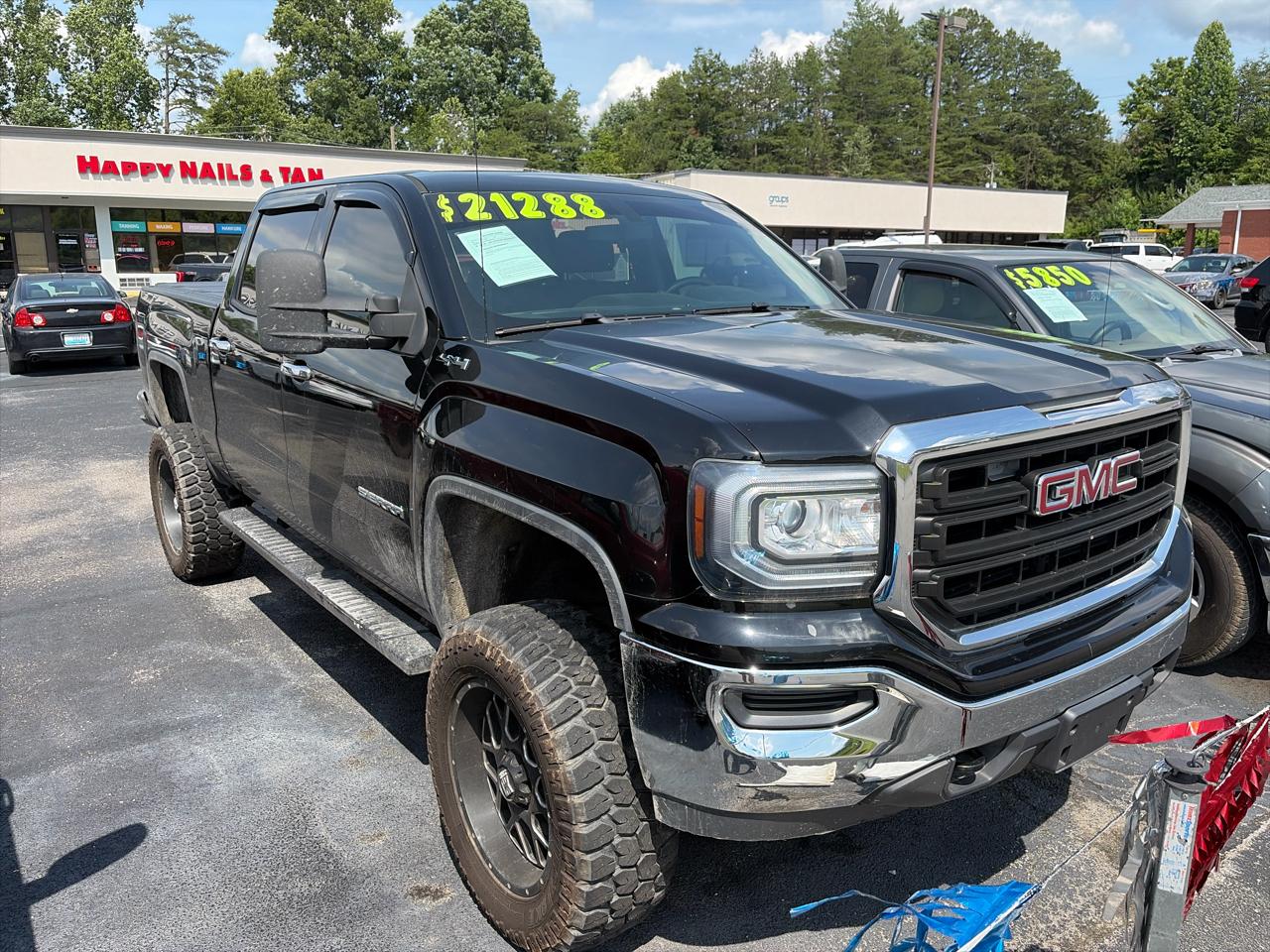 2017 GMC Sierra 4WD Crew Cab Short Box's photo