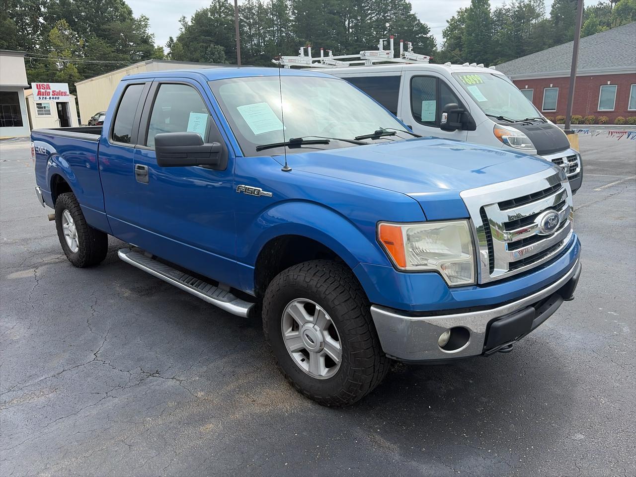 2011 Ford F-150 4WD SuperCab 145" XL