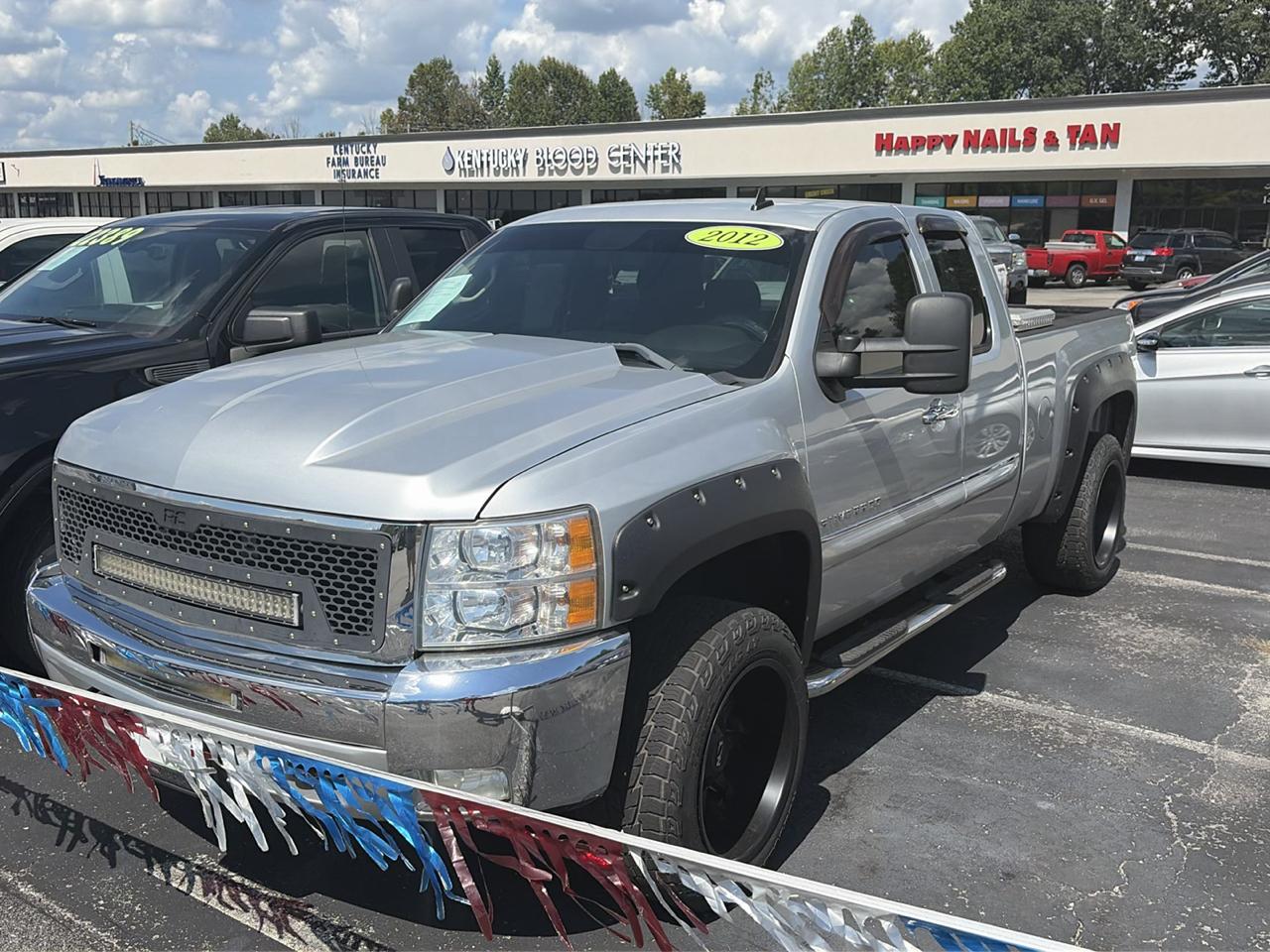 2012 Chevrolet Silverado 1500 4WD Ext Cab 143.5" LT