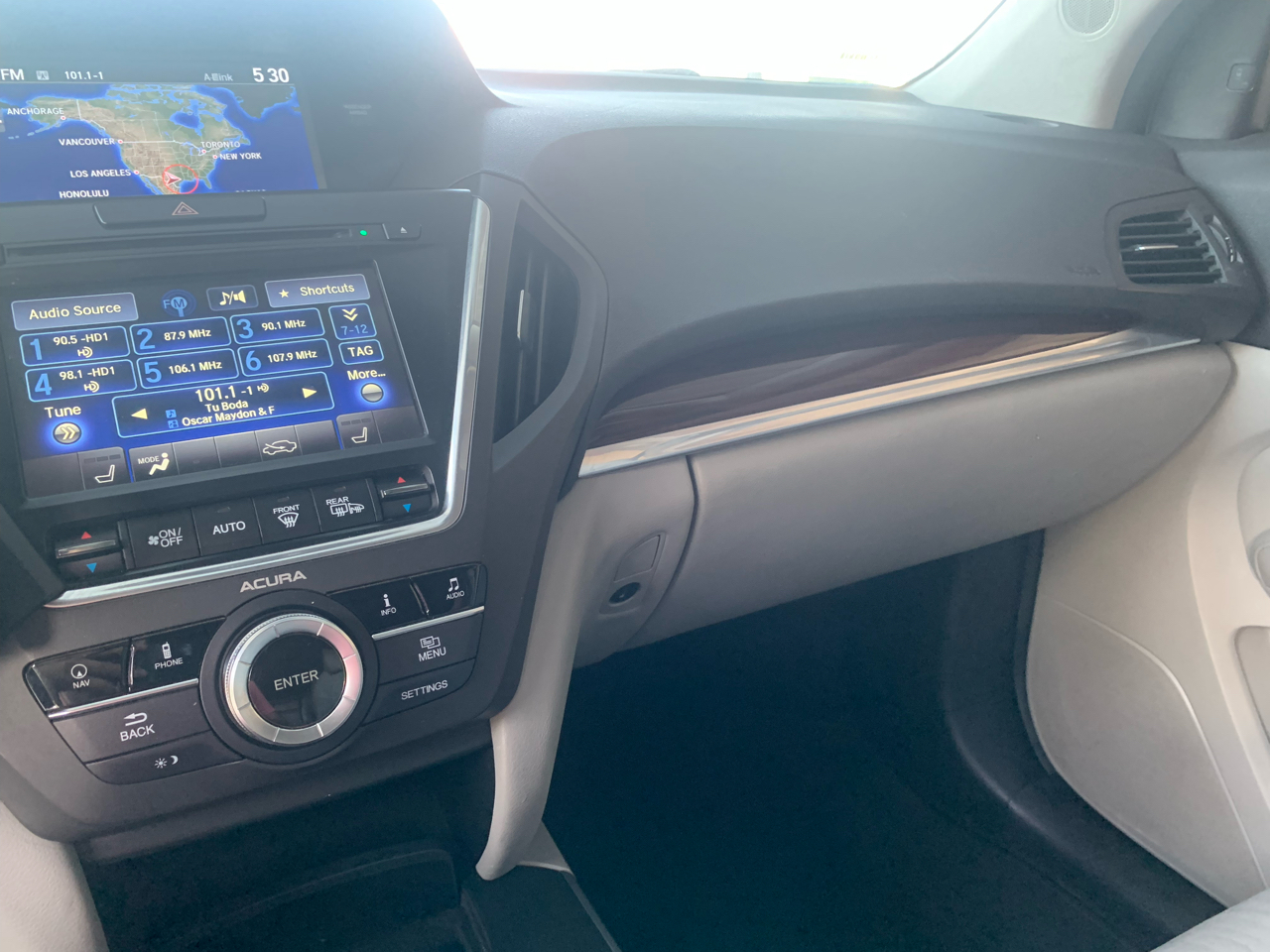 Acura MDX SH-AWD 6-Spd AT w/Tech Package 2015