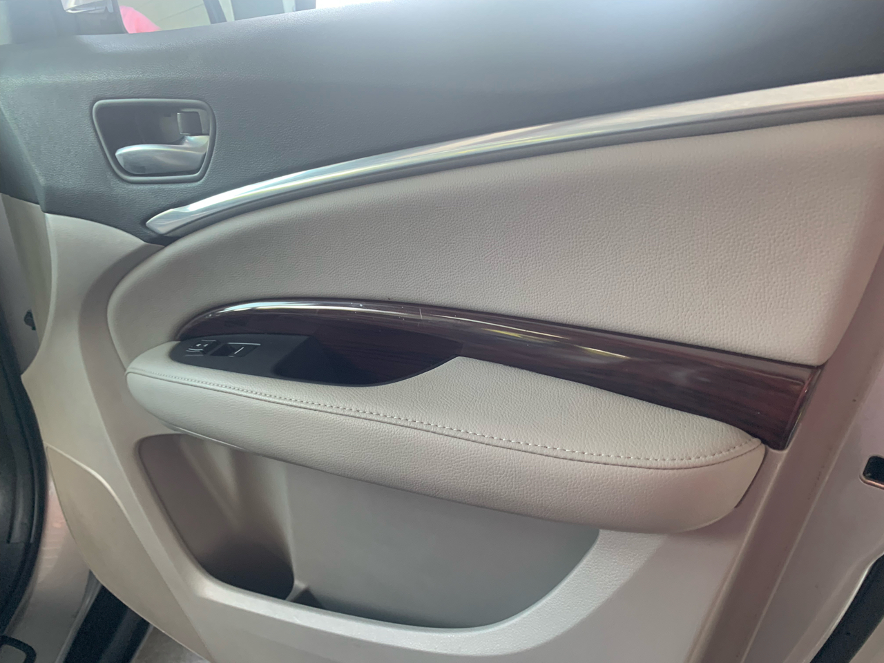 Acura MDX SH-AWD 6-Spd AT w/Tech Package 2015