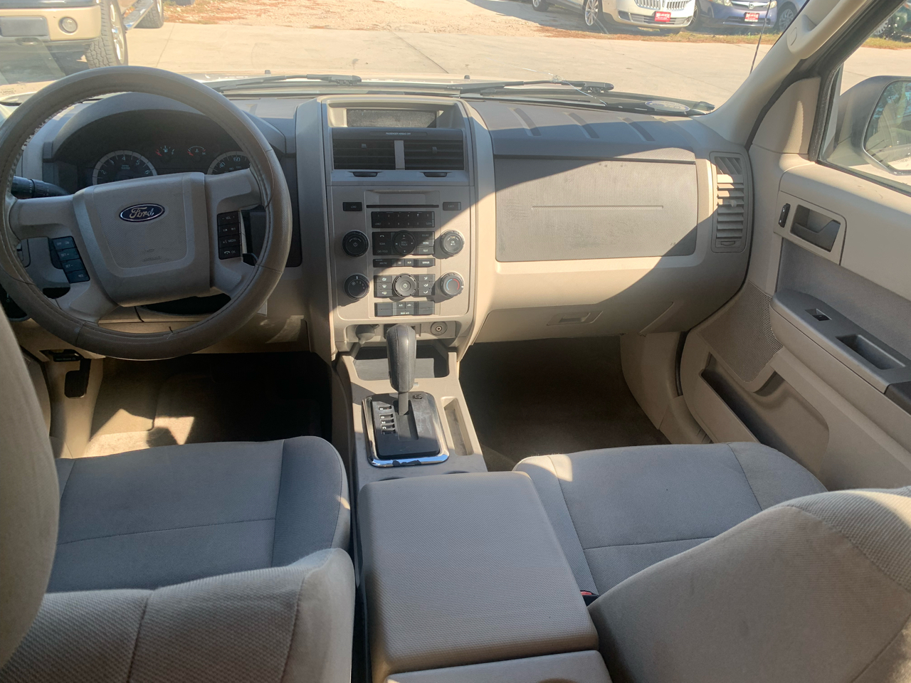 Ford Escape XLT FWD 2012