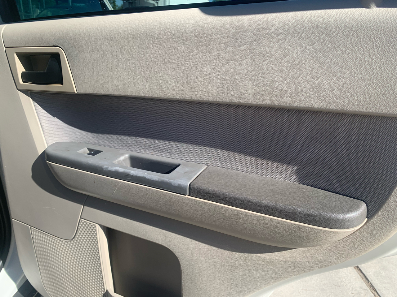 Ford Escape XLT FWD 2012