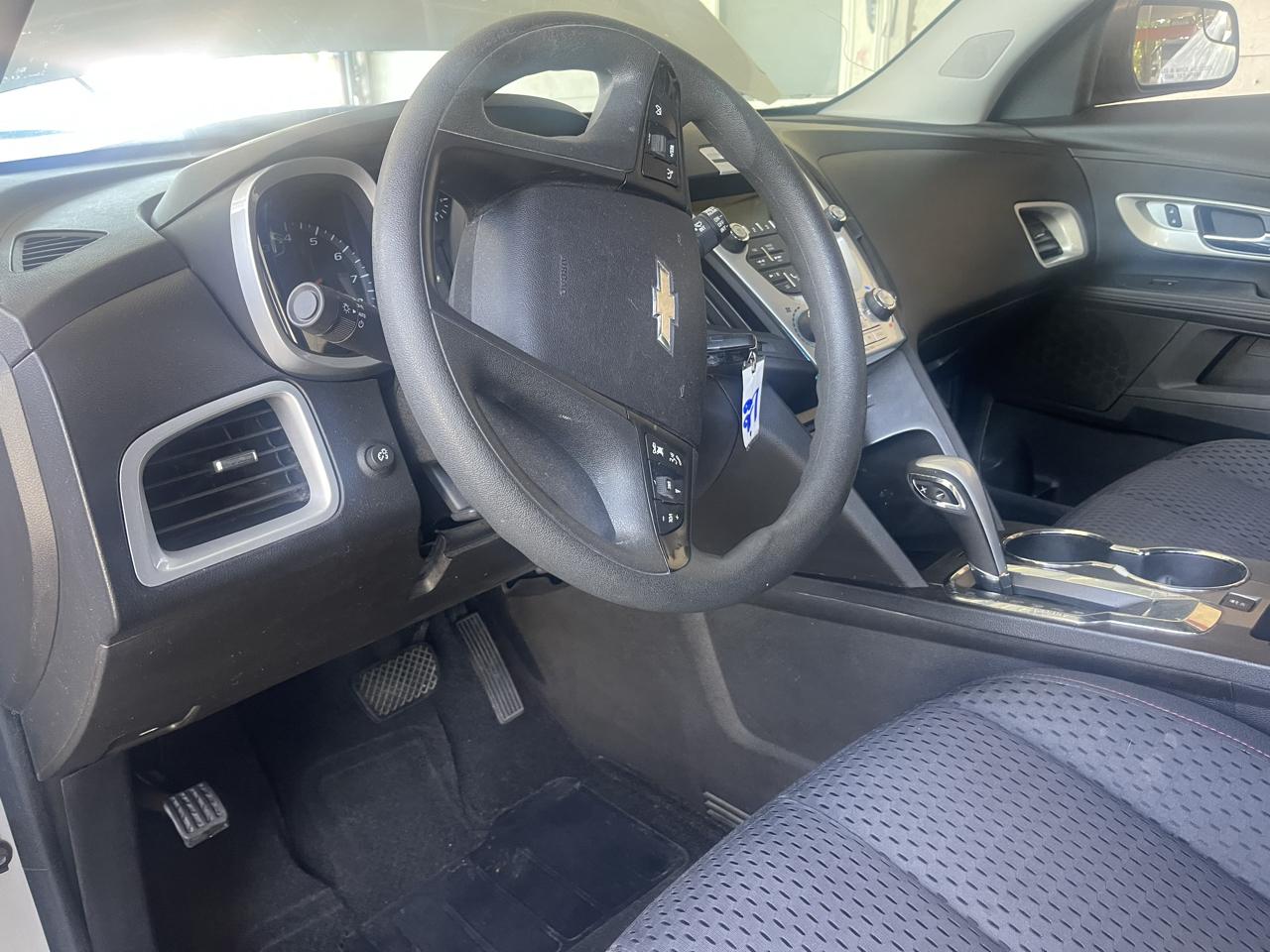 2012 Chevrolet Equinox LS 2WD