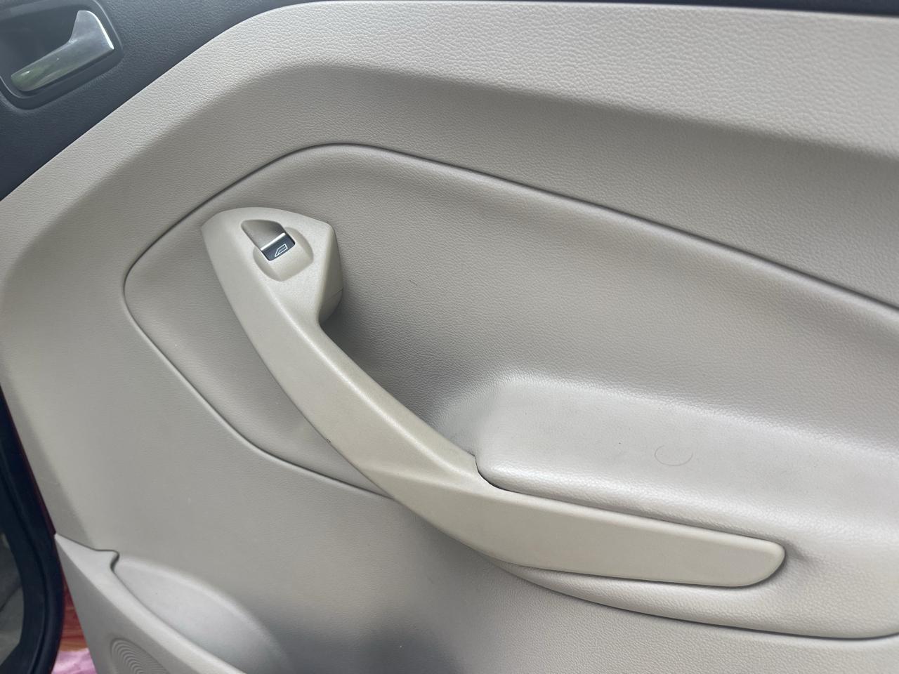 2014 Ford Escape Titanium 4WD