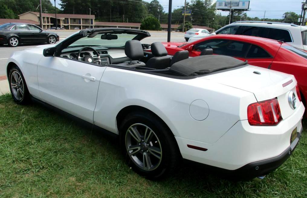 2012 Ford Mustang cnvertable