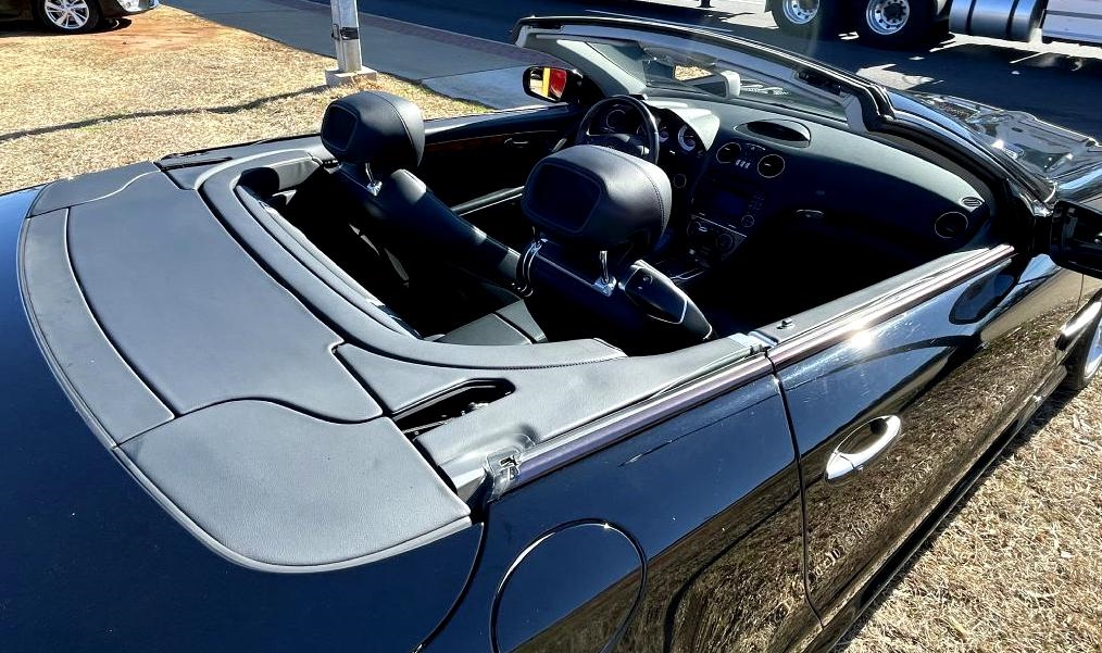 Mercedes-Benz SL-Class  2009