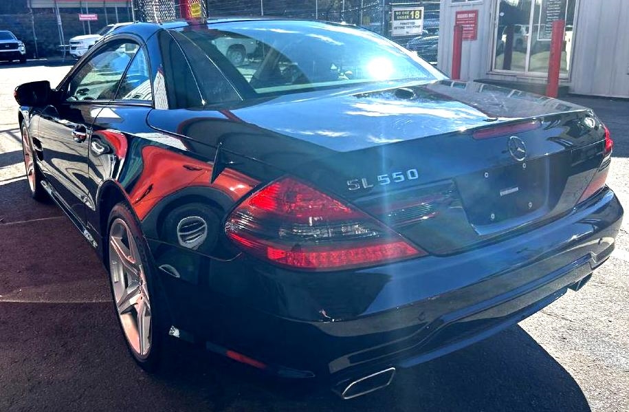 Mercedes-Benz SL-Class  2009