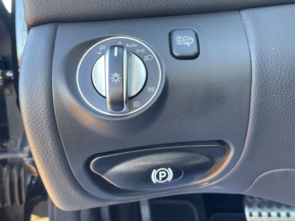 Mercedes-Benz SL-Class  2009