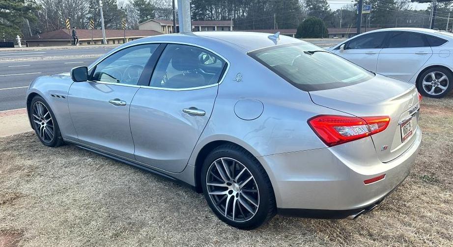 Maserati Ghibli photo 5